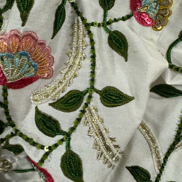 Gorgeous multi color lengha - Picture 11 of 16
